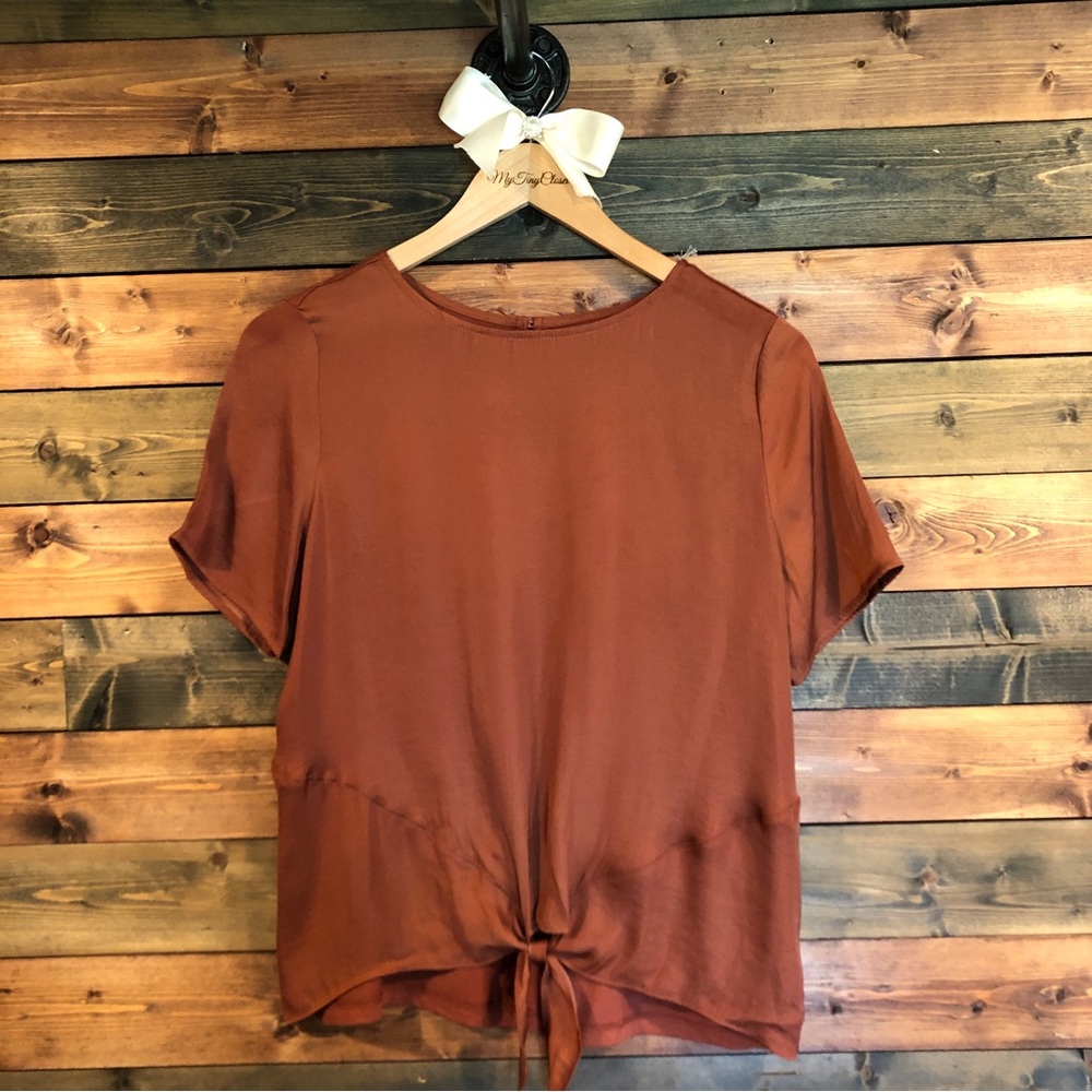 A new Day rust burnt orange tie t shirt blouse